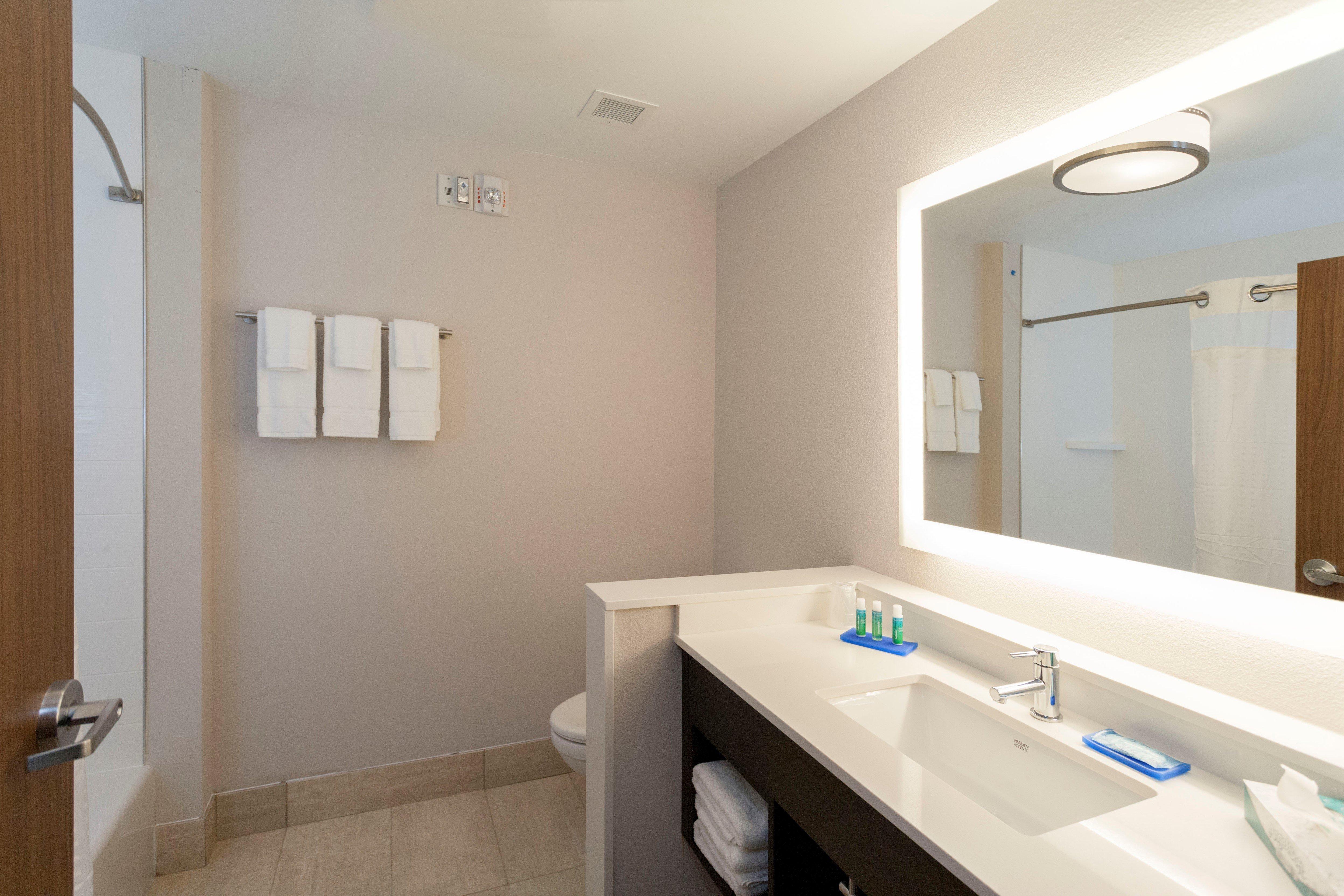 Holiday Inn Express & Suites - Dodge City By Ihg Exterior foto
